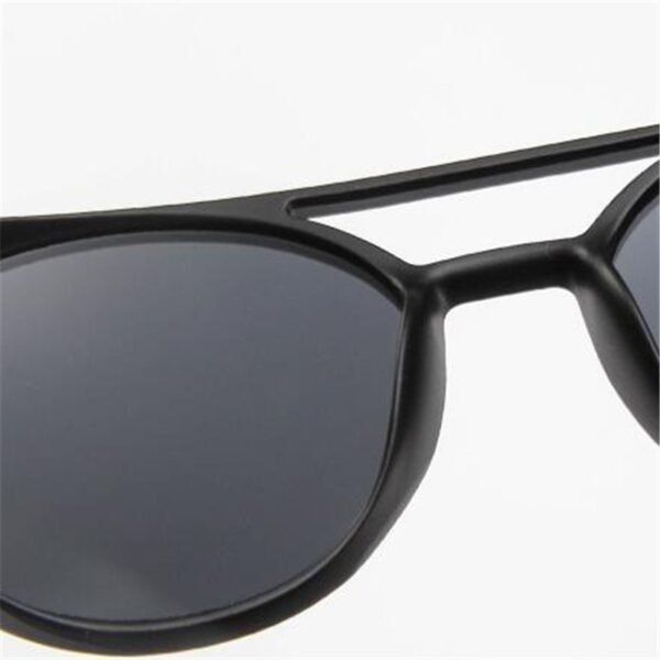 Men's Round Shaped Sunglasses - Image 5